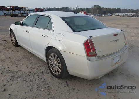 2013 Chrysler 300C Awd from USA, damaged, VIN 2C3CCAKT8DH645258
